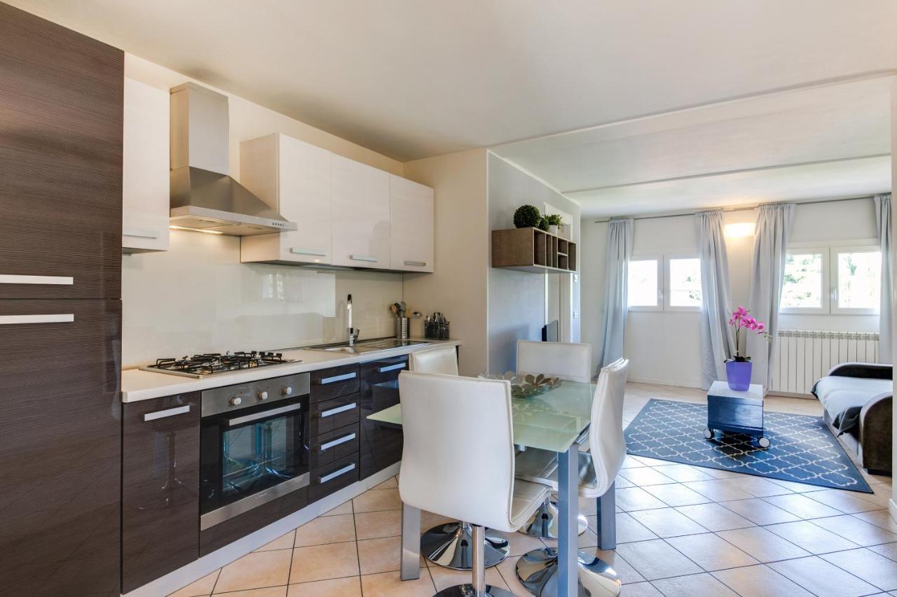 شقة Casa Bonotto ديسينسانو ديل غاردا المظهر الخارجي الصورة